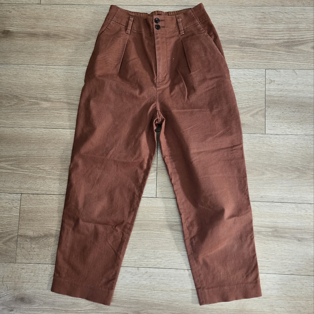 Uniqlo Brown/Rust Colored Hightwasited Cropped Pants